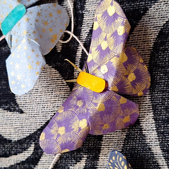 Delicate Origami Butterfly Garland - Picture 4 of 15